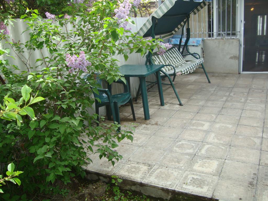 Apartment Narine Jerevan Buitenkant foto
