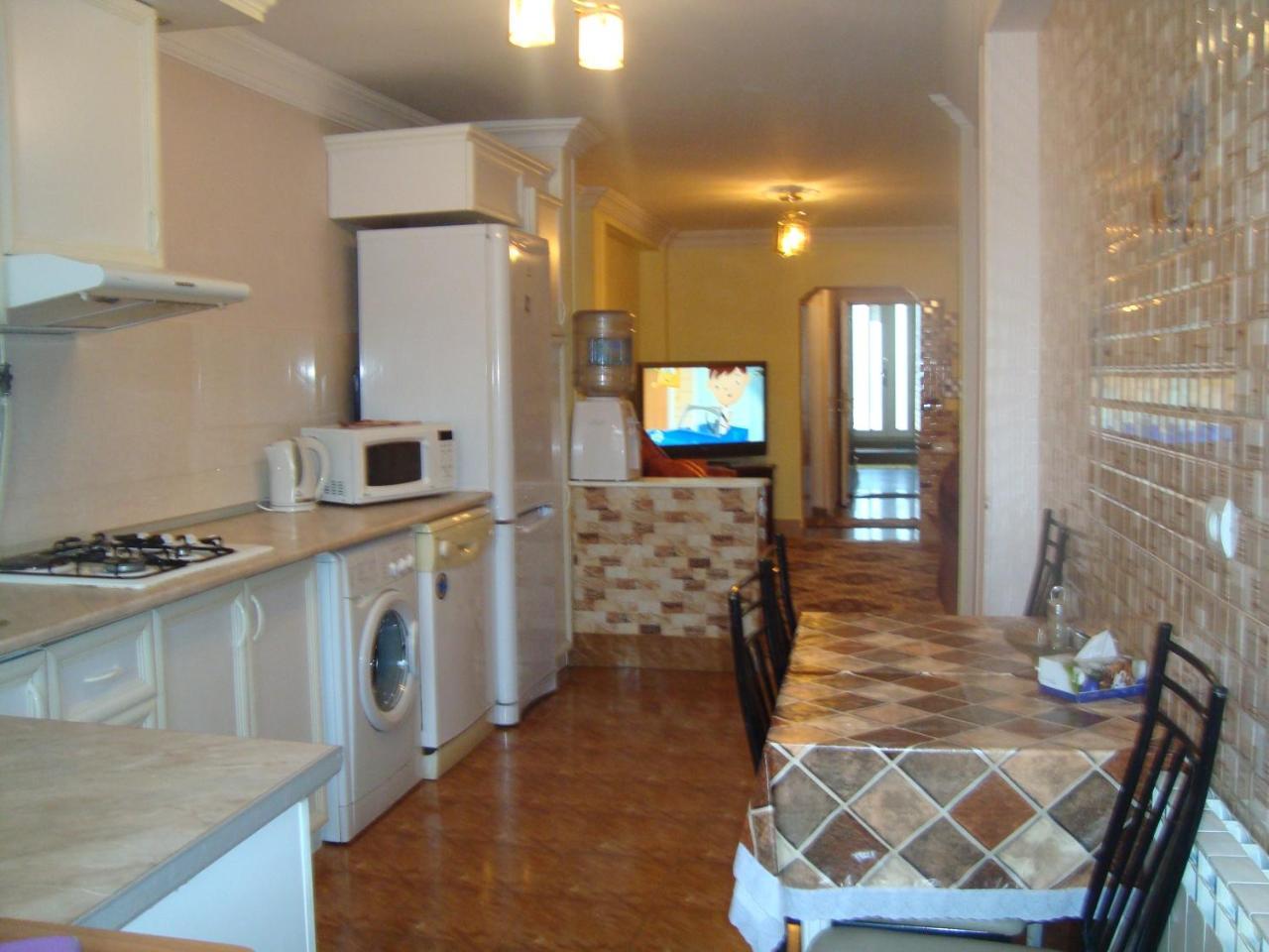 Apartment Narine Jerevan Buitenkant foto