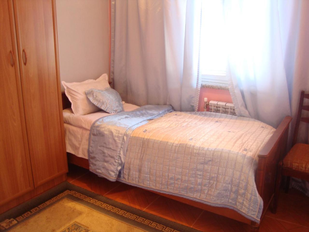 Apartment Narine Jerevan Buitenkant foto