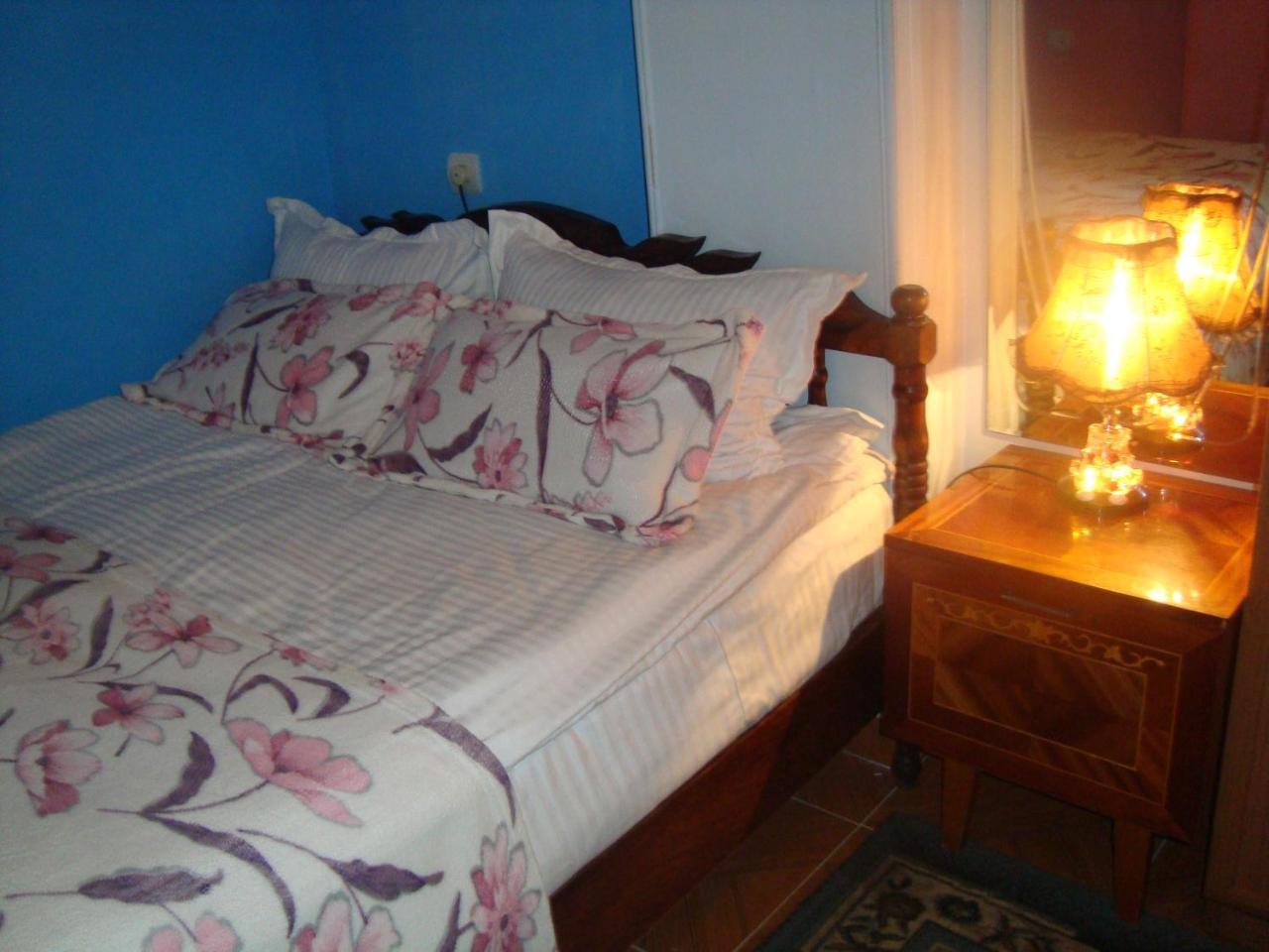 Apartment Narine Jerevan Buitenkant foto