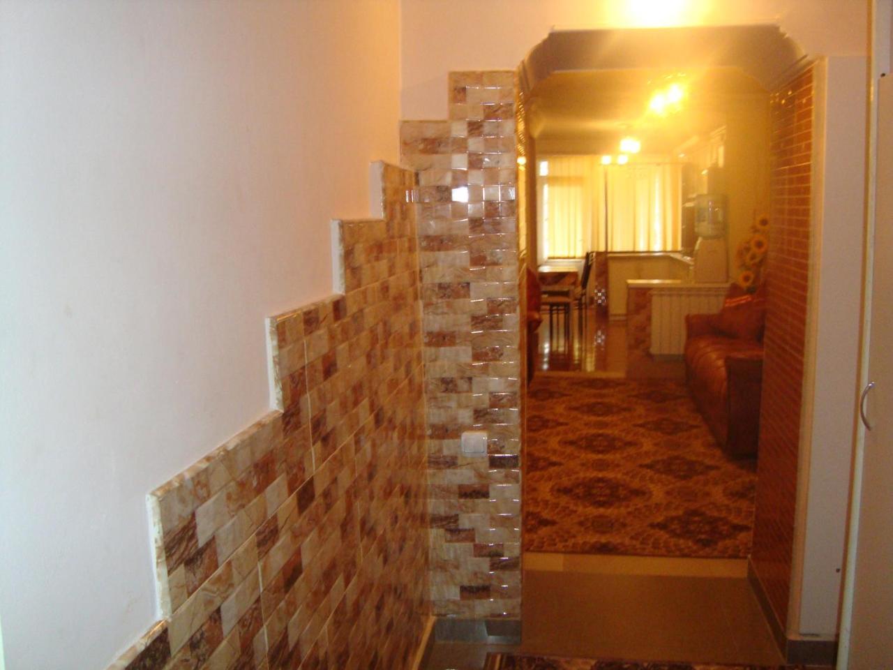 Apartment Narine Jerevan Buitenkant foto